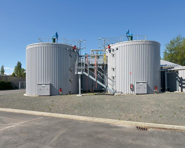 144 Technical equipment Technical equipment 145 11 TECHNICAL EQUIPMENT THE RESEARCH BIOGAS PLANT The research biogas plant extends the range of application-oriented research being carried out at the