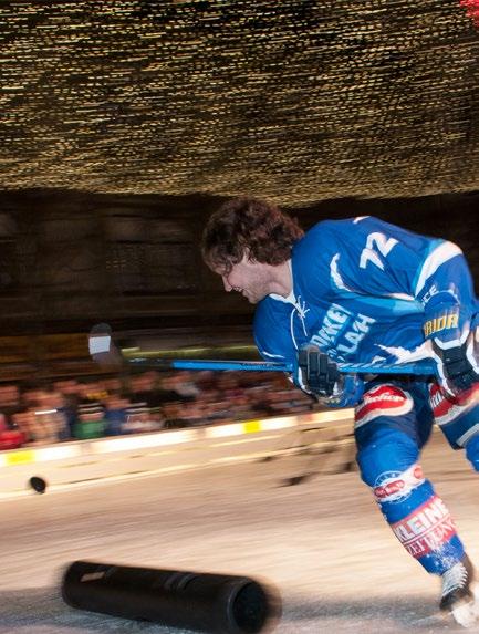 designten Villach-Hockey-Dressen nicht mit Tricks. Sie legten eine wunderbare Show aufs Eis, die die Herzen der Fans höher schlagen ließ. www.villach.at/icefever DANKE VILLACH, DANKE MANZE!