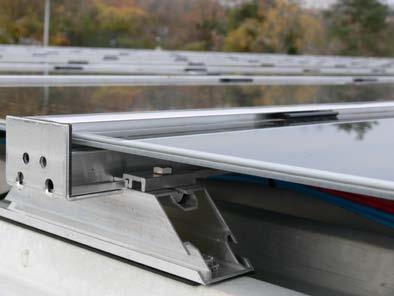 Trapezblechbefestigung mit TSM3 Anwendungsbereich Zur Befestigung auf Trapezblechdächern; Anlage ohne direkte Verbindung in die Dach-Unterkonstruktion.