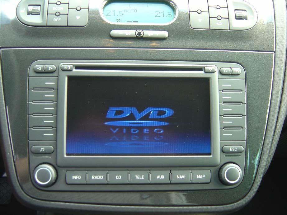 Am MFD2 kann man nun unter AUX das Videobild oder die MP3 s genießen.