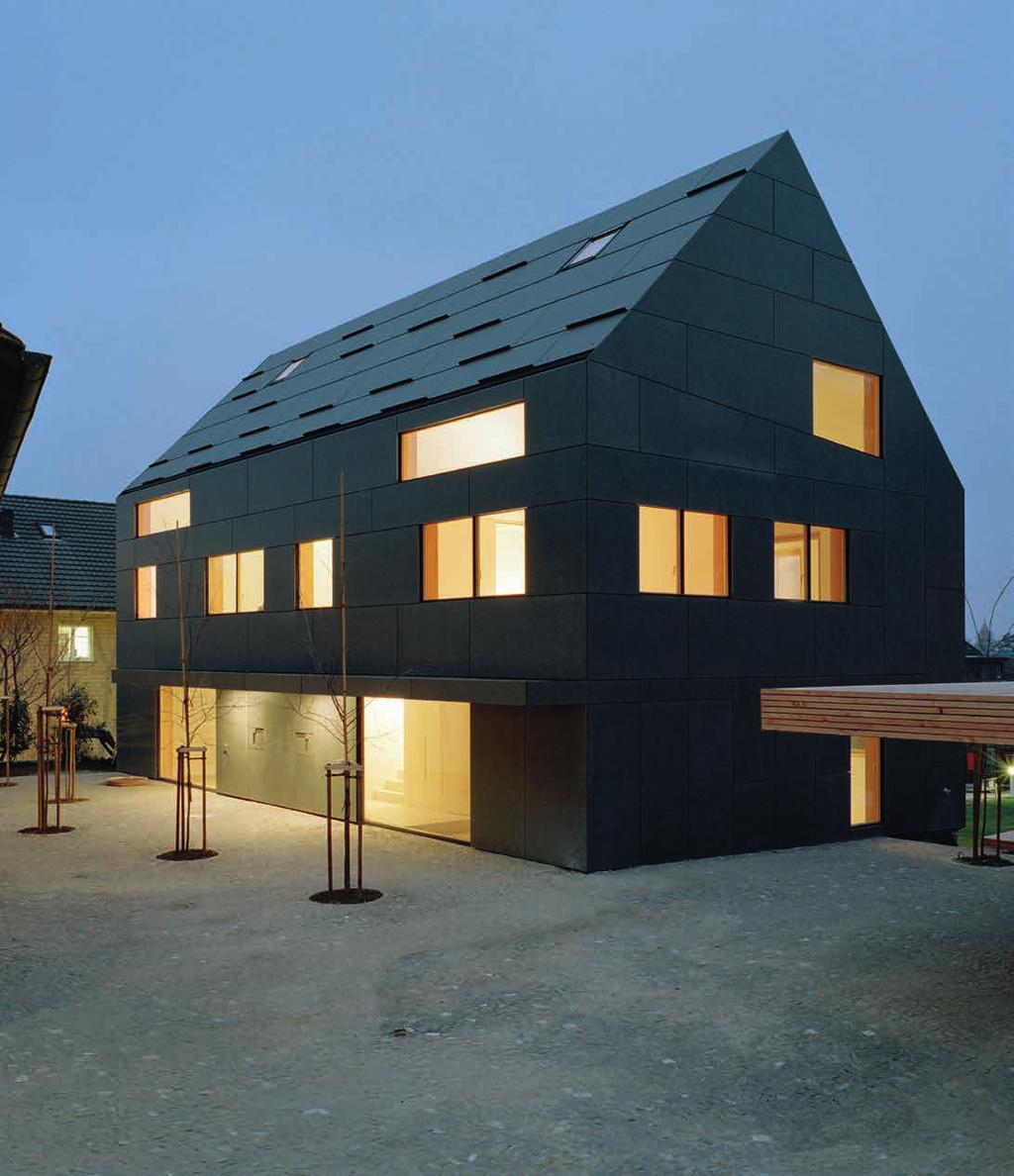 Mehrfamilienhaus in Küsnacht / Schweiz Architektur: Rossetti + Wyss Architekten AG / Fotografie: Eternit Seite 31, Bild links