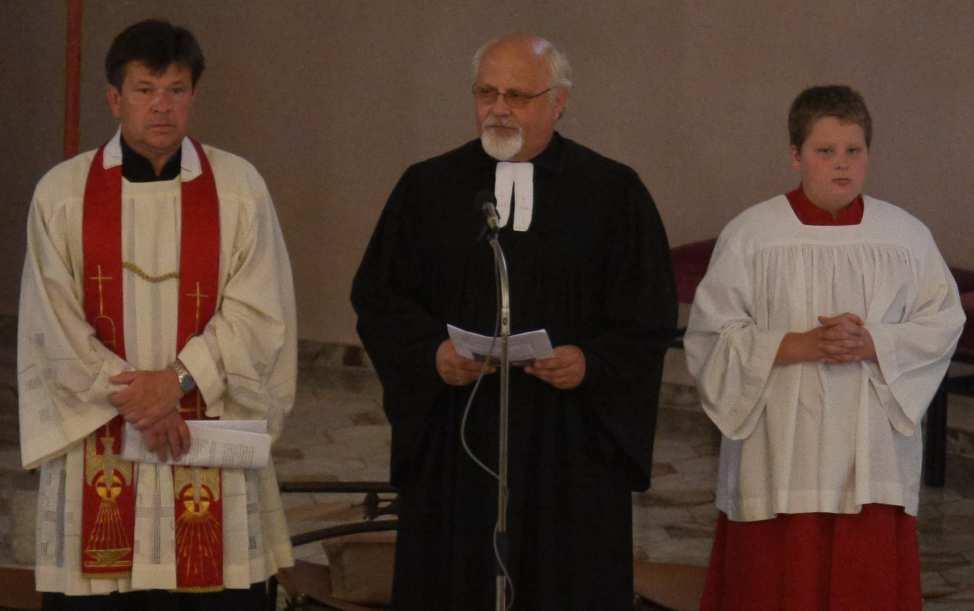 Juli ein ökumenischer in der Pfarrkirche St. Remigius (siehe Bild) statt, den Pfarrer Strojek und Pfarrer Rump zelebrierten.