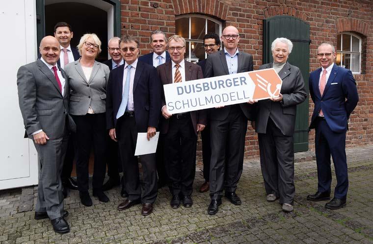 Burkhard Landers, Geschäftsführender Gesellschafter der Landers GmbH, Wesel, und IHK-Präsident Den richtigen Berufsnachwuchs zu finden, wird für Unternehmen eine immer größere Herausforderung.