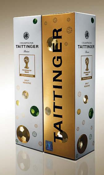Für die Fußball-WM hat Taittinger einen Geschenkkarton aus Incada von Iggesund Paperboard ent-worfen und ihn mit Fußball-Hologrammen verziert. (Foto: Iggesund) Personen Roger Schmidt hat zum 1.