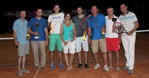 14 Vereinsmeisterschaft zum Abschluss der Tennissaison Den sportlichen Abschluss einer Tennissaison bilden jährlich die Vereinsmeisterschaften.