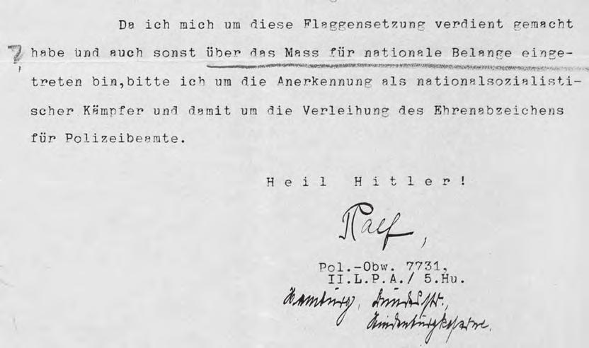 März 1933 hissten Angehörige der Hamburger Polizei Hakenkreuzfahnen auf dem Kasernengebäude in der