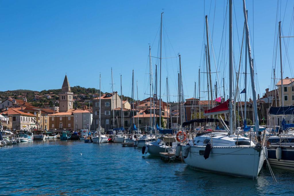 Muggia Der Karneval von Muggiaist einer der ältesten Italiens: Seine ersten Erwähnungen gehen auf das 15. Jahrhundert zurück.