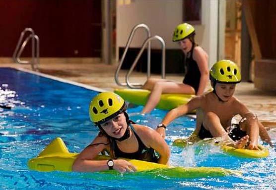 Montag, 30.07.2018 Schwimmen im Aqua Fun Soest Wir fahren gemeinsam nach Soest in das Aqua Fun.