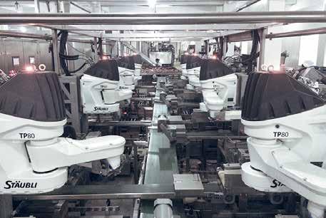Mithilfe von preccon Robotics entwickelte Continental ein automatisiertes System mit dem 6-Achsen-Roboter RX160 von Stäubli.