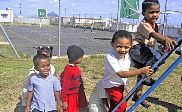 SOS-Kinderdorfes auf Mauritius zur Verfügung.