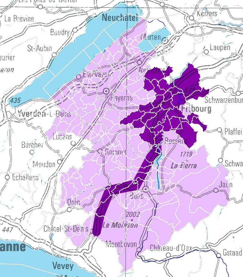 Directives sur la planification des réseaux des émetteurs OUC - zones de desserte Zone 8 Diffuseur: Concession: Zone de desserte: Zone centrale: Habitants: 195'468 Fribourg (programme francophone) 1