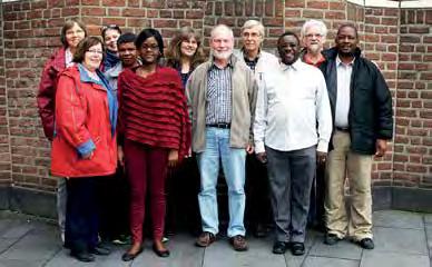 Die Teilnehmer eines Partnership- Workshops in Schwerte beim Besuch im Jahr 2014. Mit dabei Marianne Stahlberg und Pfarrer Horst Prenzel (2. v.r.) deutsche Delegation flog ein Jahr später zum Gegenbesuch.