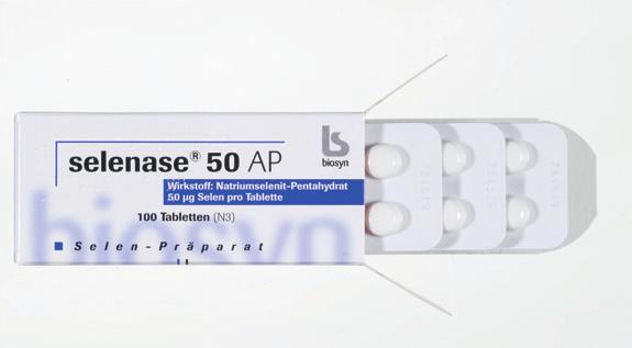 selenase Tab. 1 Produktübersicht selenase selenase 50 AP selenase 50 peroral (bei Schluckbeschwerden) Apothekenpflichtige Arzneimittel 50 µg Selen pro Tablette.