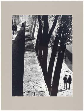 Graulhet, 2014 (Abb. S. 19). Provenienz: Privatsammlung, Frankreich. CHF 3 500 / 5 500 ( 2 920 / 4 580) 1707* YURI ABRAMOCHKIN (1936) Quai de la Seine, Paris 1978.
