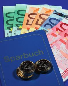 12. Die Solbank berechnet für ein einjähriges Darlehen eine Bearbeitungspauschale von 100,00 EUR. Der Zinssatz beträgt 5 %. 12.
