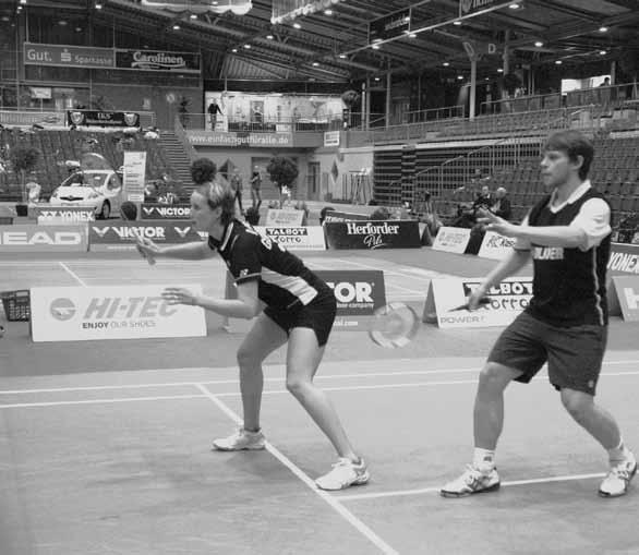 Deutsche Meisterschaften 2011 in Bielefeld Damen-Doppel Birgit und Sandra unangefochten Birgit Michels 1. BC Beuel und Sandra Marinello 1.