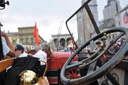 Nicht weniger als die längste Feuerwehrparade der Welt hatten sich die Münchner Kameraden zum Ziel gesetzt.