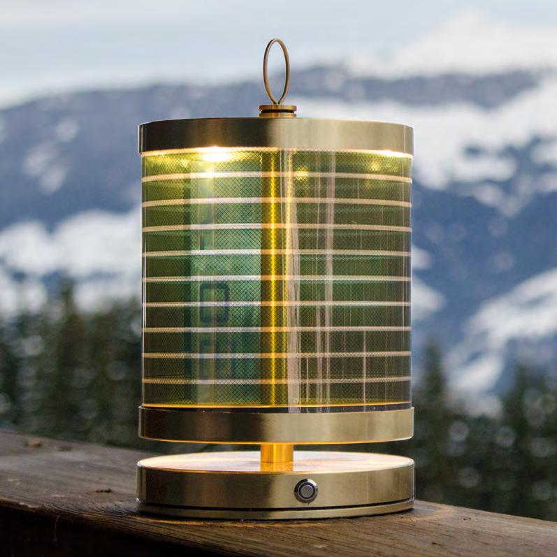 Technische Daten Solarleuchte Kompakt High Gewicht 1,7 kg 1,9 kg Abmessungen 16 x 16 x 23 cm 16 x 16 x 39 cm Leuchtdauer bis 18 Stunden bis 35 Stunden benötigte Sonnenstunden 6 6 Stilrichtung
