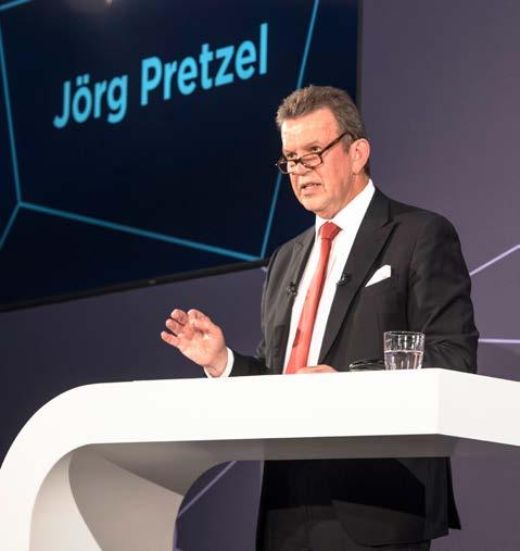 Interview Jörg Pretzel Welchen Stellenwert hat die Preisverleihung heute in der Branche? Es braucht immer kluge Köpfe und mutige Vorreiter, die mit Leidenschaft Veränderungen gestalten und umsetzen.