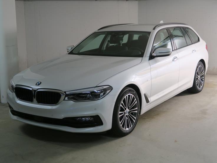 SOMMERDEAL BMW 520d xdrive Touring.