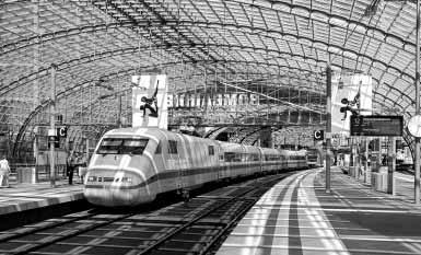 Europa/International Notwendigkeit einer Konzessionsrichtlinie weiterhin umstritten Berliner Hauptbahnhof durch eine Folgenabschätzung zu überprüfen.