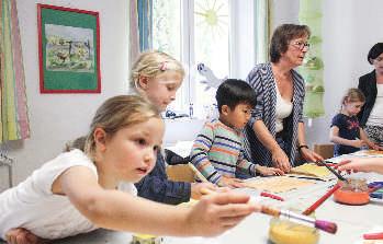 10 Bildungs- und Freizeitangebote in der OGS Der Ofene Ganztag ist ein Bildungs- und Freizeitangebot, das auf vielfältige Weise den ganzheitlichen Entwicklungsprozess von Kindern unterstützt.