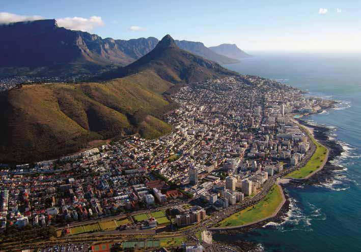 134 Südafrika Kapstadt TRADITION UND MODERNE KAPSTADT Die drittgrösste Stadt Südafrikas befindet sich rund 50 Kilometer vom Kap der Guten Hoffnung entfernt und hat von dort auch ihren Namen erhalten.
