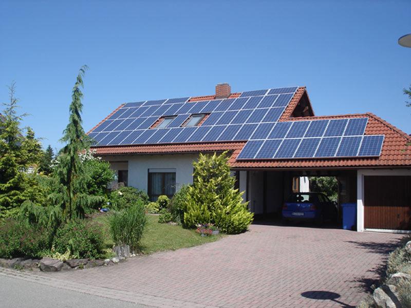 Example: Building with Heat pump Option 2: Supply with local PV system Challenge: Defining