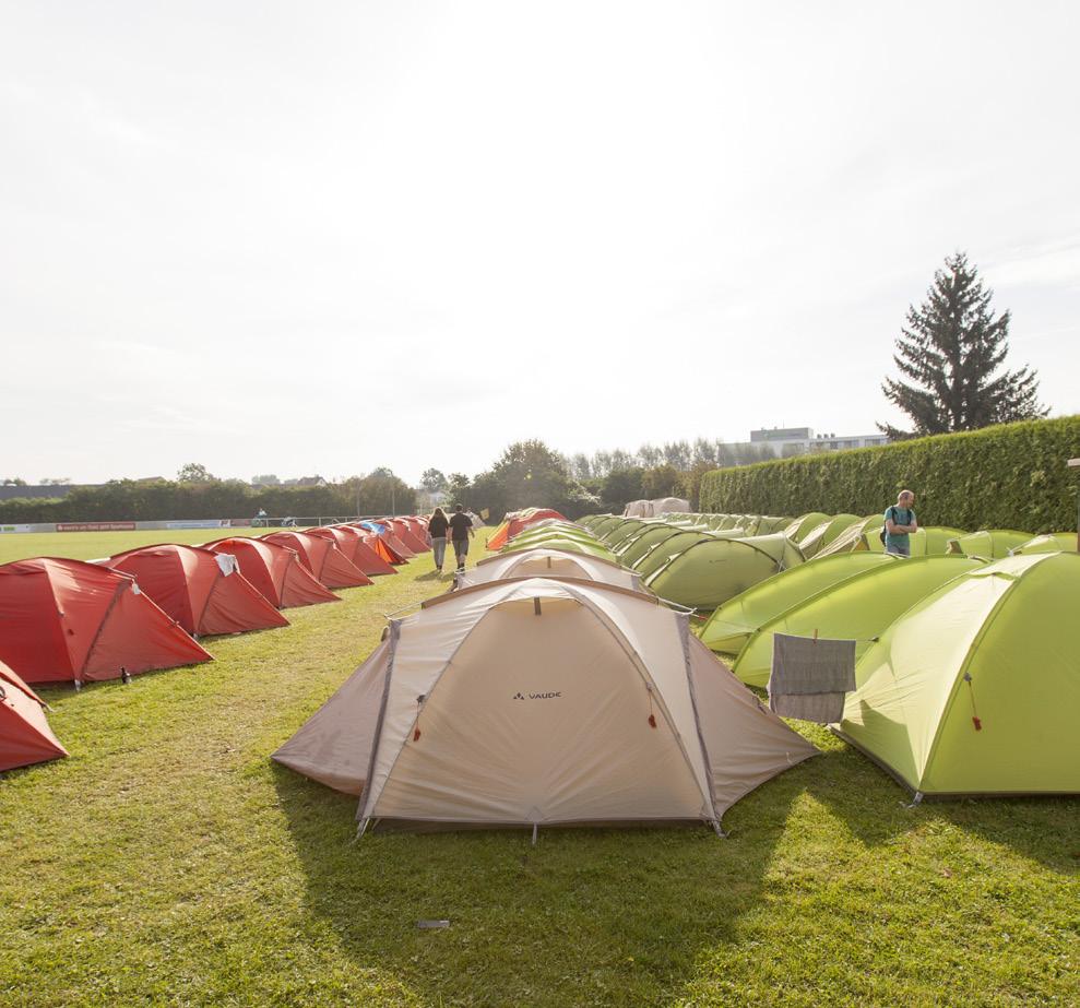 Anfrage Stellen Sie Ihre Produkte mit einem Zelt- Sponsoring für die Campingflächen zur Verfügung Bringen Sie die Camper mit einem Frühstücks- Sponsoring auf Touren, für das Sie den Kaffee stellen