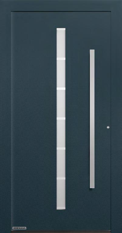 0,47 W/(m² K)* Edelstahl-Griff HOE 610, Motivglas Float mattiert mit 7 klaren Querstreifen (20 mm hoch), zertifizierte Passivhaustür, U D -Wert bis zu ca.