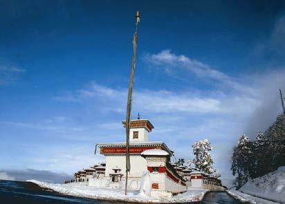 5. Tag, 23.02.2018: Haa Thimphu, ca. 190 km, ca. 7 Std. Fahrzeit 6. Tag, 24.02.2018: In Thimpu Weiter geht es heute nach Thimphu über den Chele La und den Dochula Pass.