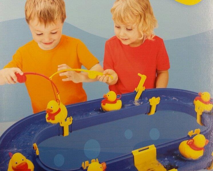 Enten angeln Altersempfehlung: 3 7 Jahre Das beliebte Kinderspiel Enten angeln ist ein Klassiker.