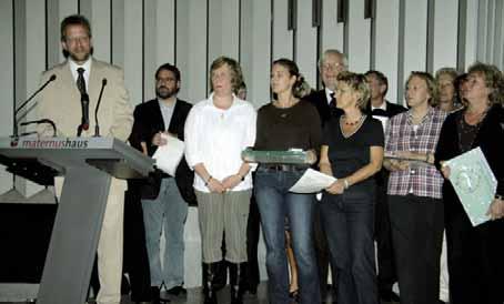 AKTUELLES Netzwerke leben Am 21. August 2007 fand im Maternushaus in Köln die Ver anstaltung Netz werk Katholische Familienzentren im Erzbistum Köln statt.
