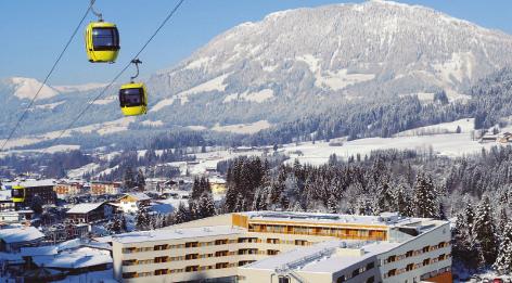 Hotel Alpine Resort, Fieberbrunn Reisetermine von - bis *Schulferien ab 464,- Lage: Inmitten der Bergwelt, am Hange des Doischbergs und direkt neben der Gondelbahn. 1,5 km vom Ortszentrum entfernt.