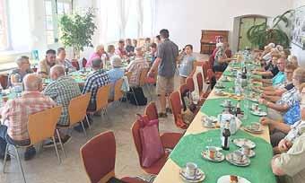 Rückschau auf das Sommerfest des VdK Bendeleben Käthe Preuße - 25 Jahre Helga Werner - 25 Jahre Der VdK Bendeleben hat auch dieses Jahr wieder mit seinen Mitgliedern ein Sommerfest veranstaltet.