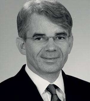 Görtemaker was a member of university s founding senate. Ende Oktober 2018 wurde der Zeithistoriker Manfred Görtemaker von der Universität Potsdam feierlich verabschiedet.