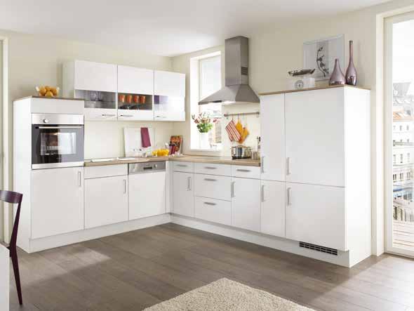 Aktions-Küchen zum Sonder-Preis Winkelküche, mit glänzenden Fronten in weiß, Korpus grau. Ca. 310x165 cm.
