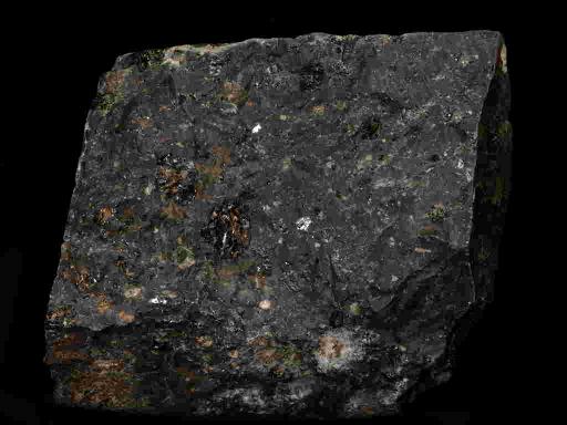 Basalt Magmatische Gesteine (=Erstarrungsgesteine) Magma, welches schnell abgekühlt ist (in einem Vulkanschlot oder an der Erdoberfläche) Fast der gesamte Ozeanboden besteht aus Basalt Kühlt häufig