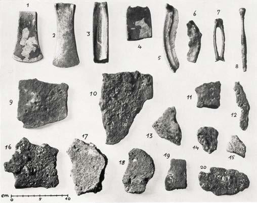 197 Urnenfelderzeit (1200 bis 800 v. Chr.) Kriegerische Eindringlinge?