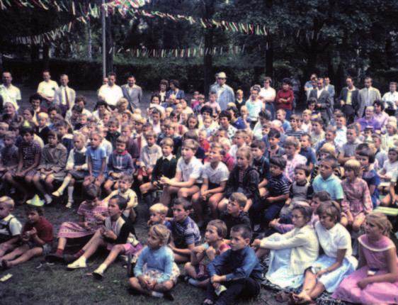 Auch das bei den Kindern beliebte Kasperletheater wurde in den Jahren 1963 1979 im Schollenhof veranstaltet.