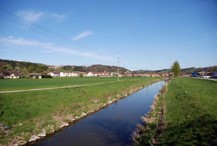 Die Flüsse wurden durch Regulierungen stark verändert. 5a Suche Aschach, Trattnach und Innbach auf der Landkarte.