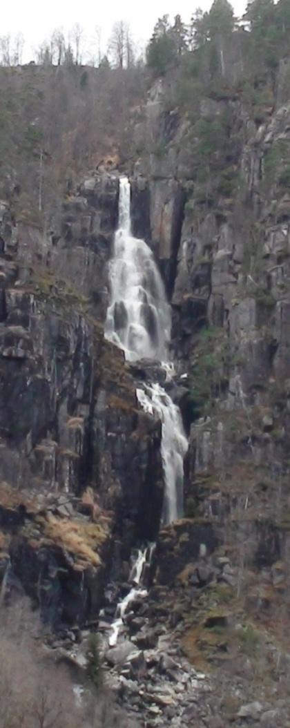 Wasserfalls Fotoserie Tverrgjuvlo