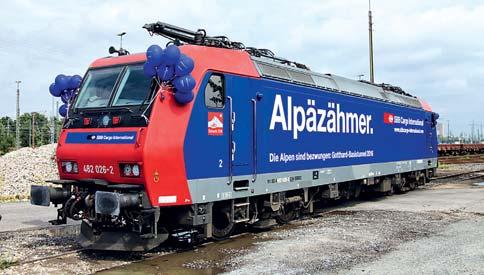 Die erste Lokomotive im neuen Design präsentierte Michail Stahlhut am 14.