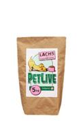 PetLive s Lachs & Süßkartoffel ist ein leicht verdauliches Futter und daher für ernährungssensible Hunde gut geeignet, außerdem ist es ein getreidefreies Trockenfutter.
