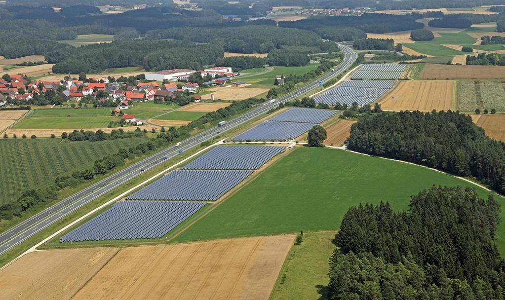 Der Einkaufsfaktor liegt geringfügig über dem Durchschnitt bei Solarfonds, die in Deutschland investieren, obwohl die Gesamtfinanzierung (Summe aus Eigenkapital und Fremdkapital) je kwp für
