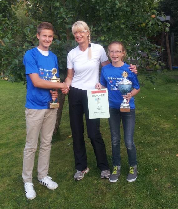 9. September 2012 Bezirks Schüler Meisterschaften in Eichen Anna und Valentin erhalten einen Pokal für die Tages-Bestleistung Für die Tages-Best Leistung, bzw.