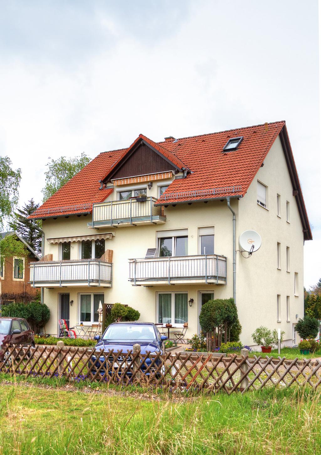 Immobilien- und Versicherungsmakler GmbH
