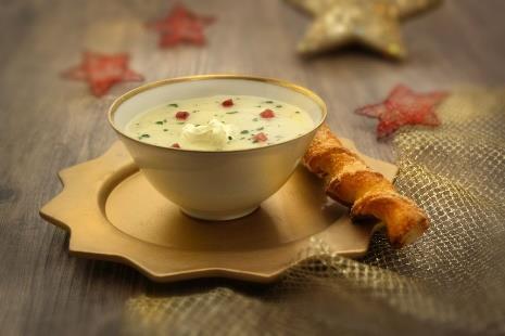 Weihnachten ohne Küchenhektik Tipps für die Vor- und Für dieses Festtagsmenü lässt sich vieles im Voraus zubereiten, damit auch die Gastgeber den Weihnachtsabend in Ruhe ohne viel Küchenstress