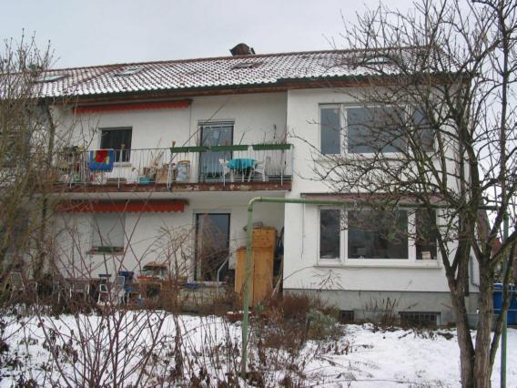 Sanierungs-Beispiel (im Jahr 2004) vorher: 200 m² vorher: 3.500 Ltr.