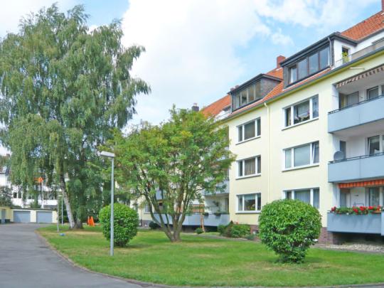 Düsseldorf-Holthausen. Helle 3-Raumwohnung mit Sonnenterasse im Dachgeschoss. Scout-ID: 56848220 Objekt-Nr.